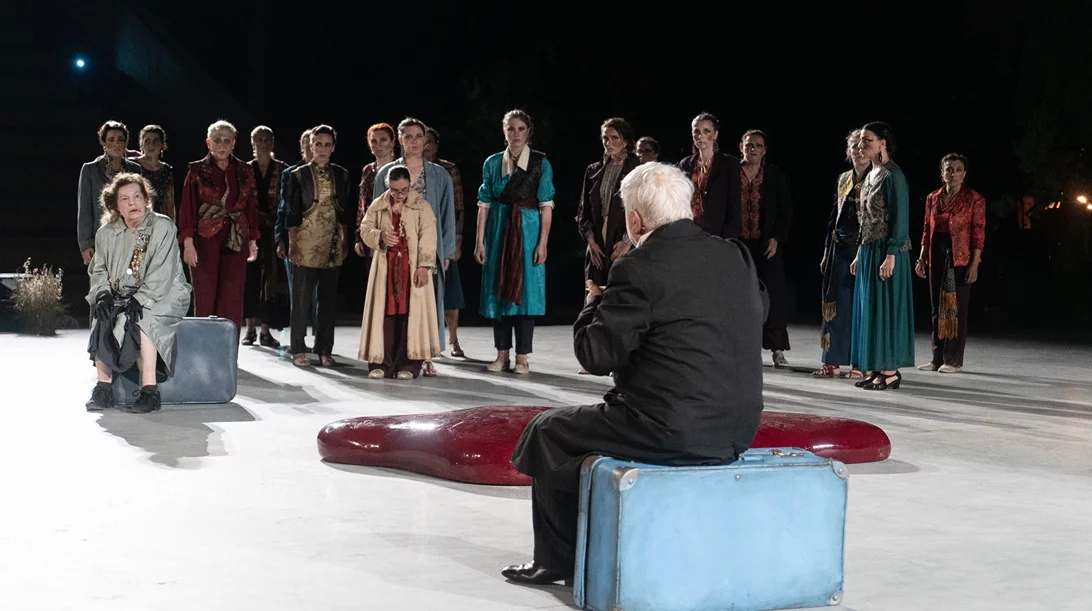 9 πράγματα που δεν ξέρατε για τις "Τρωάδες" του Ευριπίδη