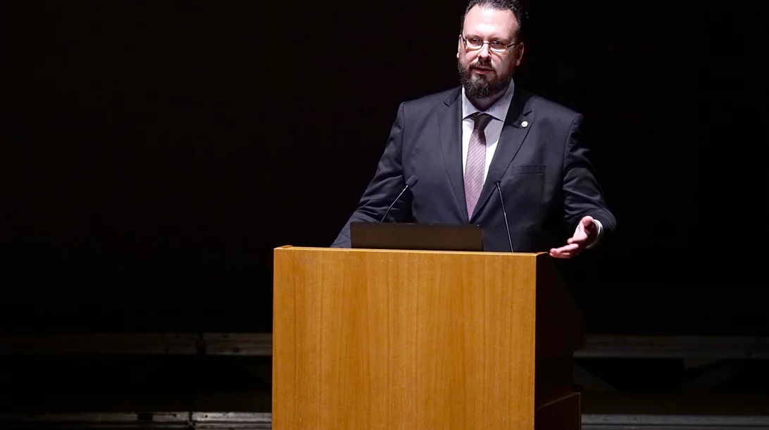 Αλέξανδρος Χαρκιολάκης: "Ο Σύλλογος "Οι Φίλοι της Μουσικής" θα έκανε και εκδήλωση με χιπ χοπ. Δεν έχουμε βρει ακόμα το κατάλληλο πλαίσιο"