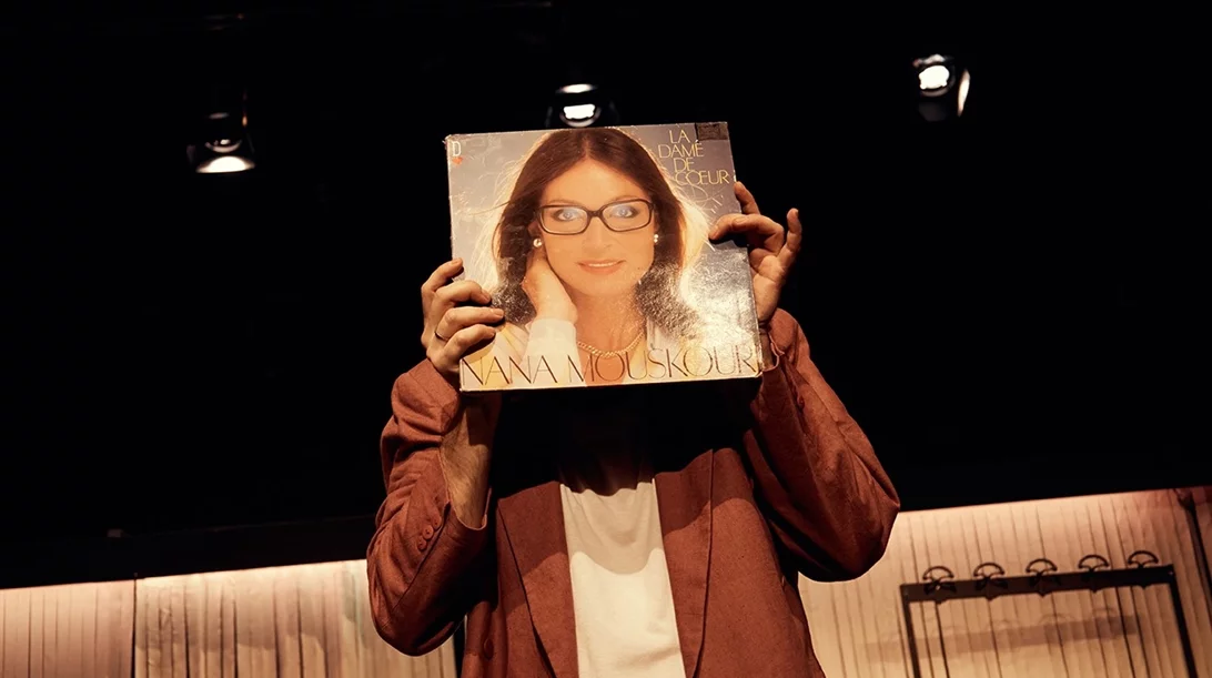 "Όταν μεγαλώσω, θα γίνω Νάνα Μούσχουρη": Πρώτη γεύση από την παράσταση στο Θέατρο Σταθμός