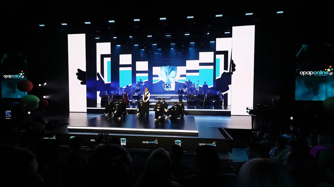 Παρέλαση αστέρων στο blue carpet του Panik Concert 2023 by opaponline.gr - Τι έγινε στο party που ακολούθησε μετά τη συναυλία