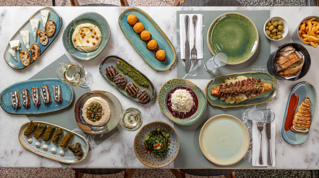 Ένας Dopios (και) στη Γλυφάδα