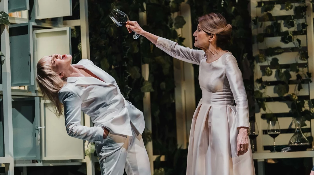 "Η κυρία Κλάιν" επιστρέφει στο Αργώ