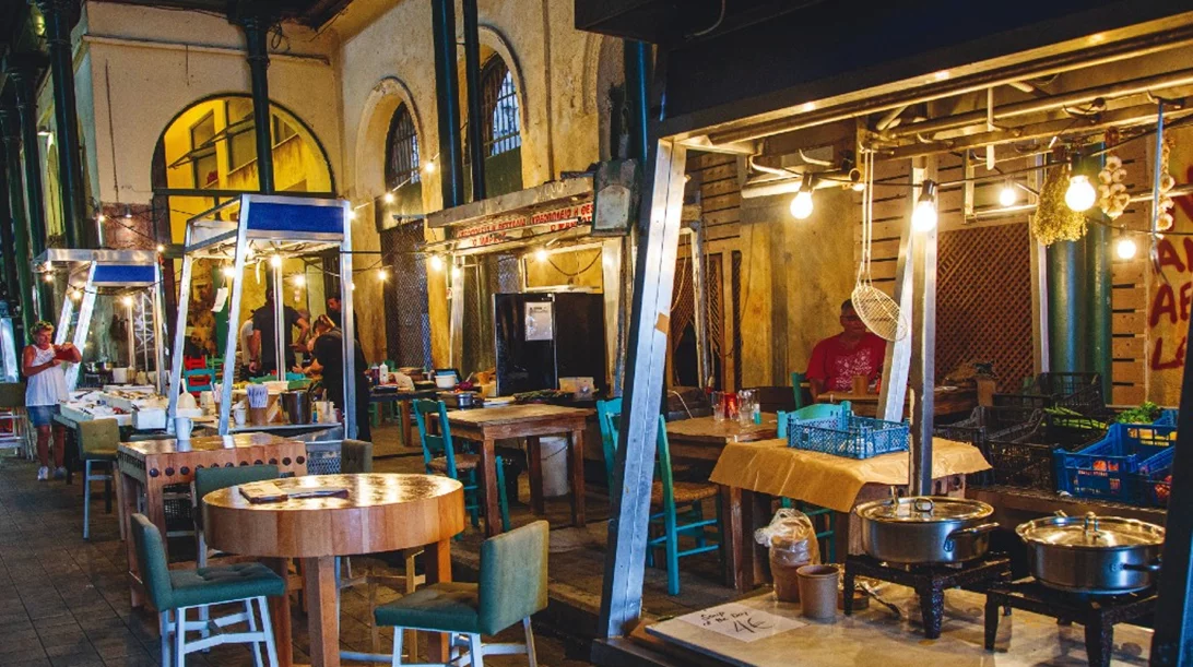 Hasapika: Το sushi των γιορτών είναι στη Βαρβάκειο