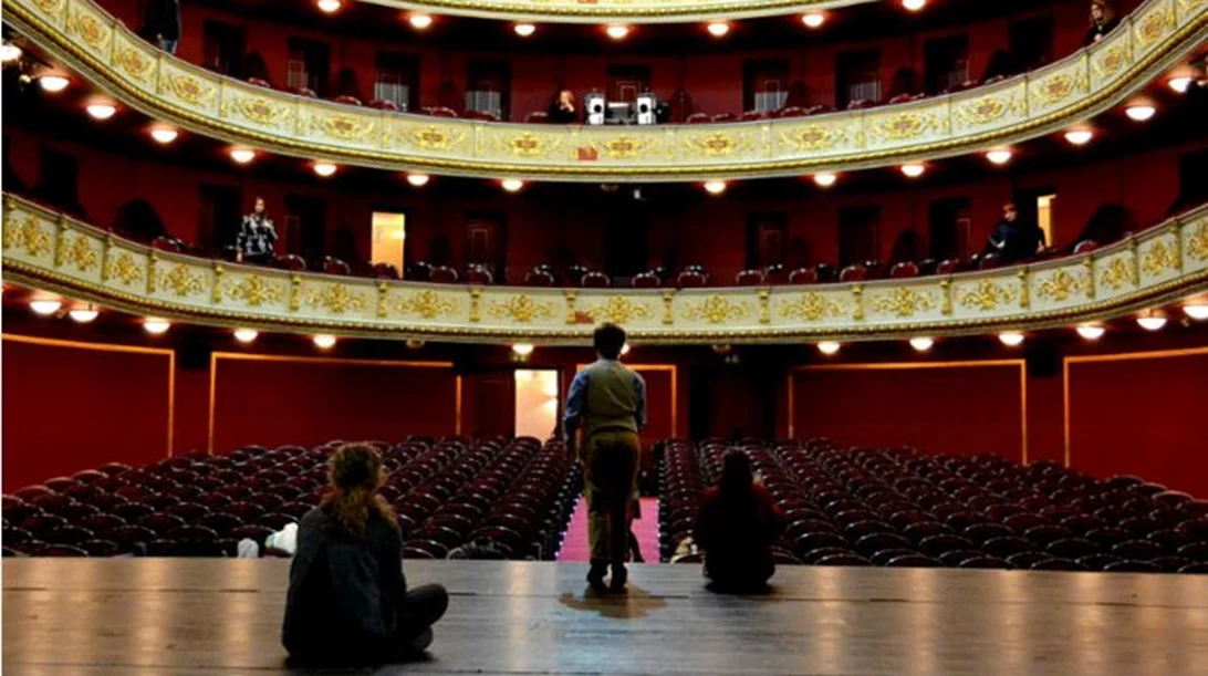 Νέα μέτρα: Τι αλλάζει στους χώρους εστίασης και ψυχαγωγίας