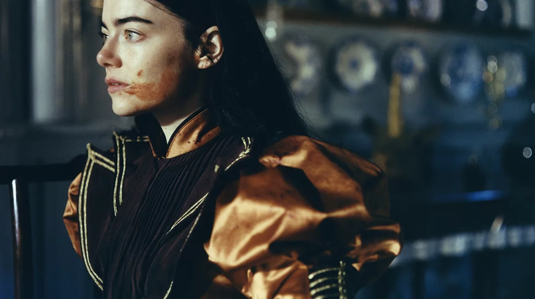 Το ‘Dear God, the Parthenon is still broken’ είναι το πρώτο φωτογραφικό βιβλίο του Γιώργου Λάνθιμου