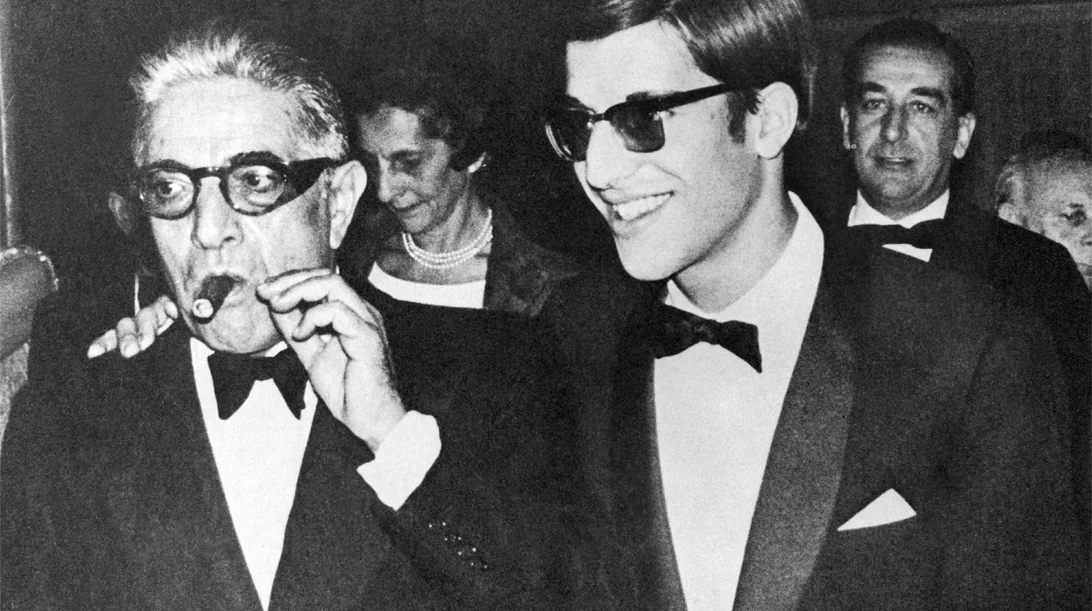 Διαβάσαμε: Μισός αιώνας επιχειρήσεων Ωνάση σε μια έκδοση