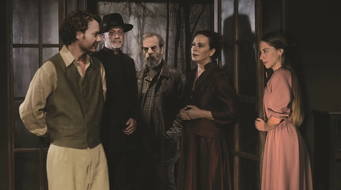 "Βρικόλακες" : Η αξεπέραστη γοητεία του κλασικού