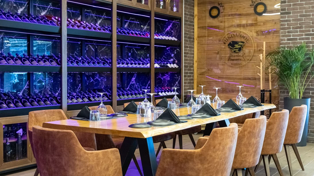 Shelbys: Εδώ η οινο-γαστρονομική απόλαυση γίνεται τέχνη