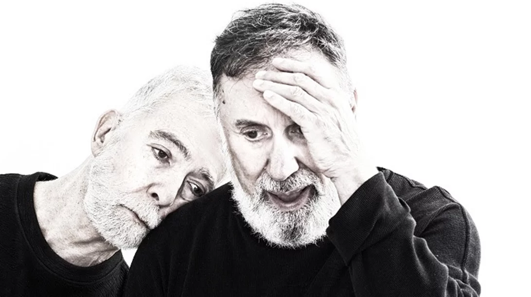 "Παραλλαγές πάπιας": Χιούμορ, μελαγχολία και οι μελωδίες της Δήμητρας Γαλάνη