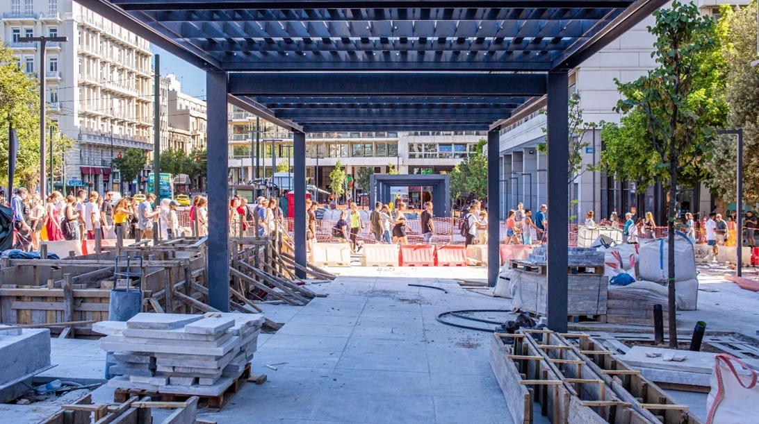 Η Αθήνα ως θερινό εργοτάξιο