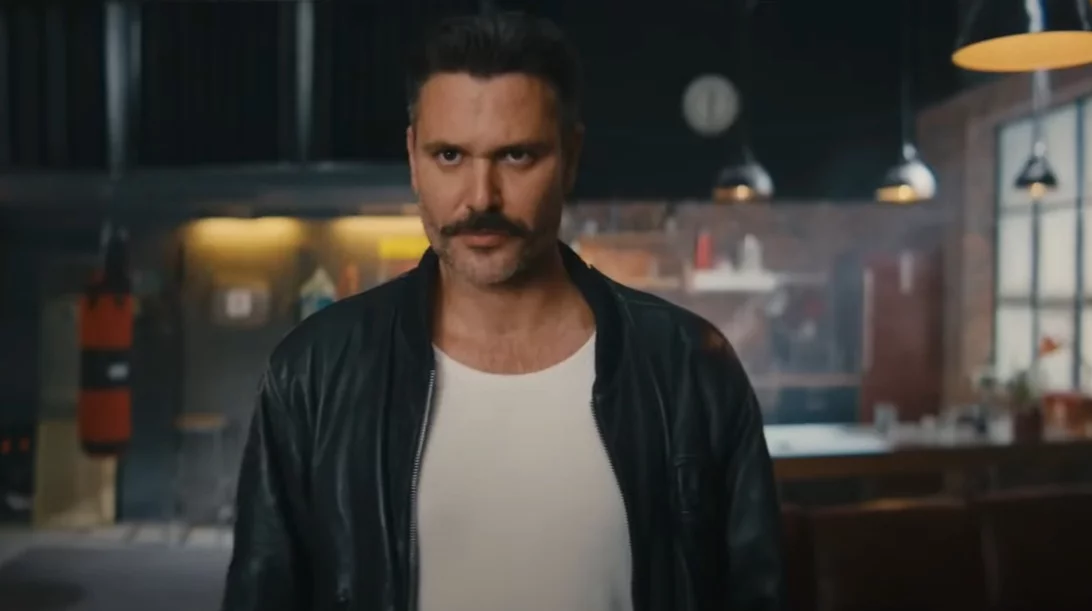 "Γιατί Ρε Πατέρα;": Γνωρίστε τη νέα κωμική σειρά μυστηρίου που έρχεται στον ΑΝΤ1