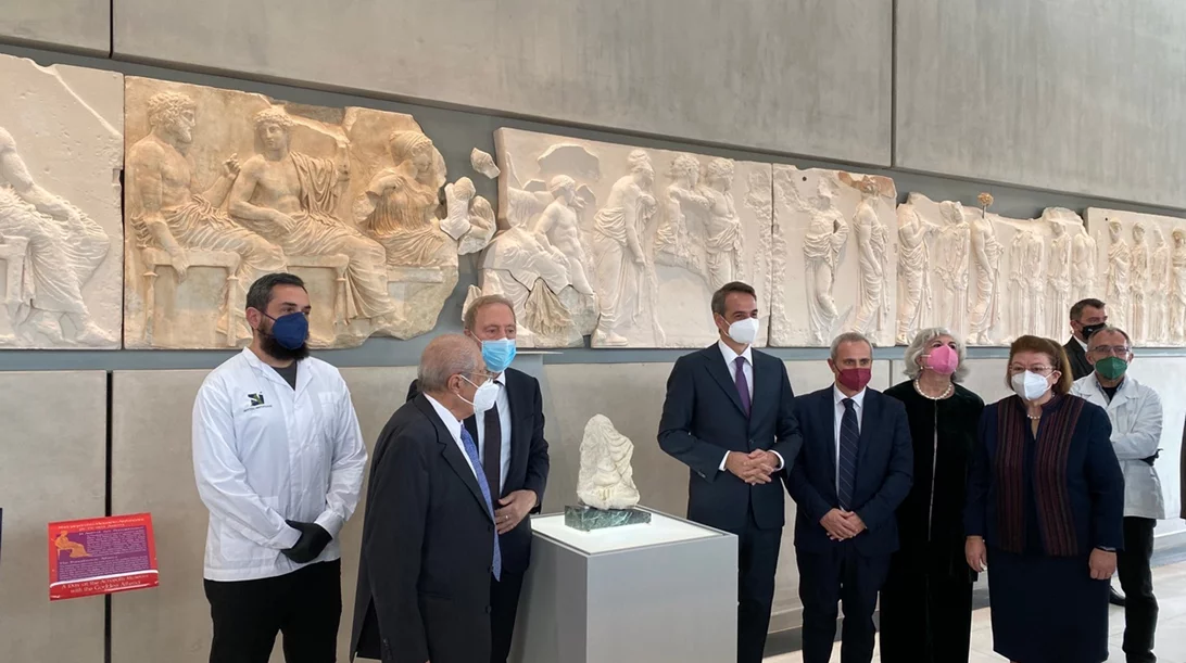 Το "θραύσμα Fagan", τμήμα της ζωφόρου του Παρθενώνα, μπορεί να μείνει για πάντα στην Αθήνα