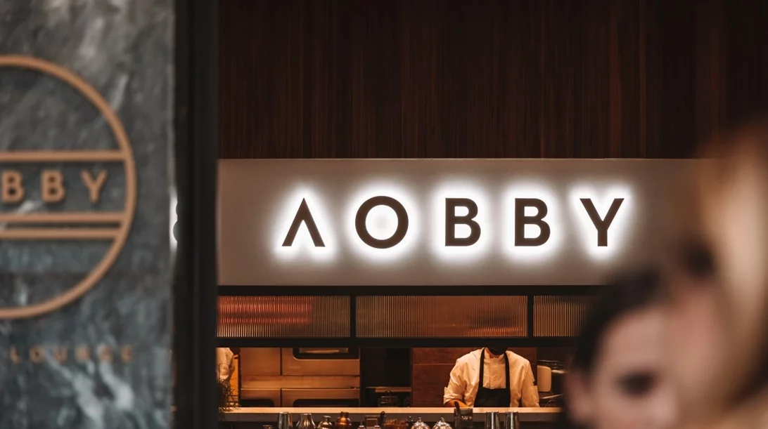 Στο "Λοbby Burger Lounge" για χαλαρά vibes και πεντανόστιμα sliders