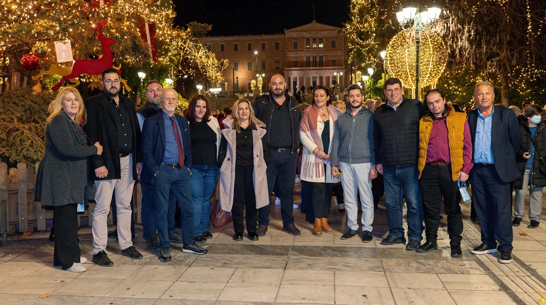 "Βόλτα αγάπης" για 58 ηλικιωμένους συμπολίτες μας στην εορταστικά στολισμένη Αθήνα