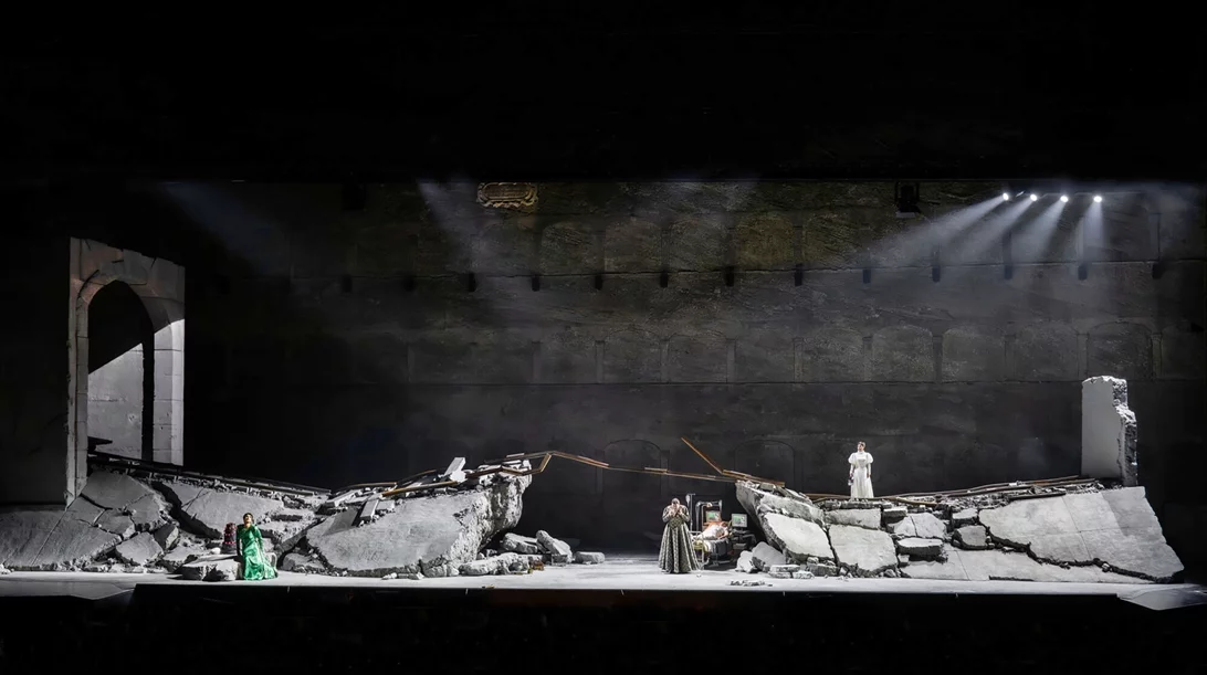 Φεστιβάλ του Σάλτσμπουργκ 2025: Όταν οι καλύτερες παραγωγές όπερας δεν είναι πάντοτε οι σκηνικά παρουσιασμένες!