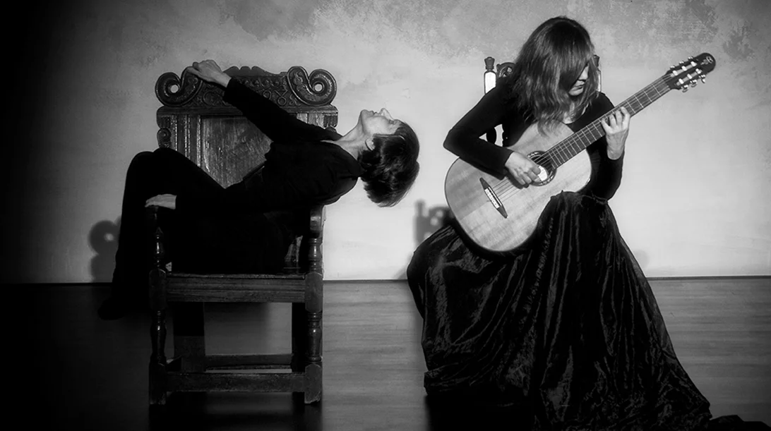 Λυρικές νύχτες με την παράσταση "Όνειρο η Ζωή"