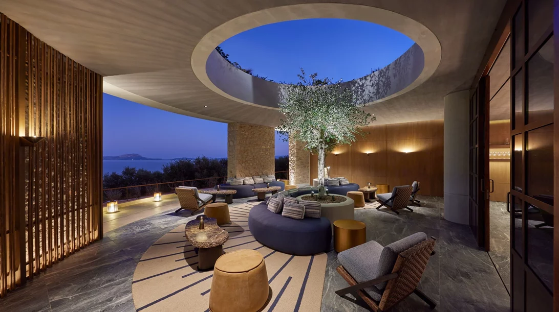 Το "Mandarin Oriental" του "Costa Navarino" υποδέχεται το "Soil" και τον Τάσο Μαντή για ένα Michelin-Star take over