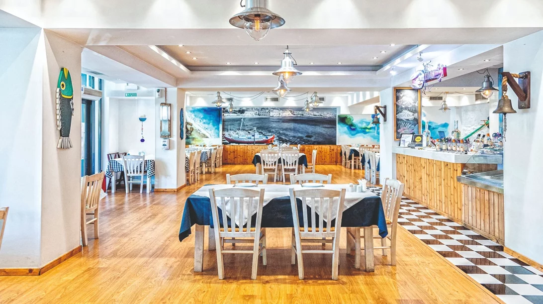 Ε/Γ Ταξιδεύοντας