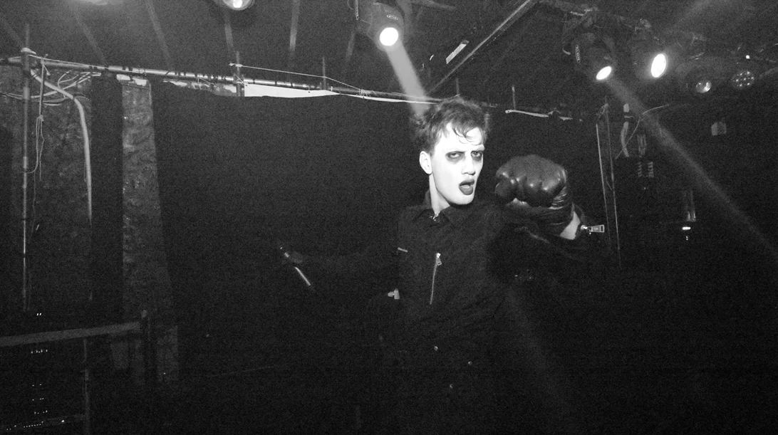 Eddie Dark και Mazoha σε ένα σκοτεινό double-bill στην Τεχνόπολη