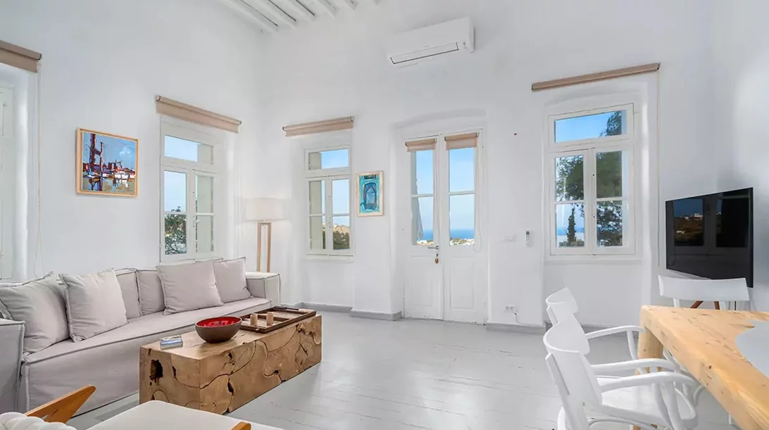 "Rabagas Luxury Suites": Με άρωμα πολυτέλειας στην καρδιά της Σίφνου