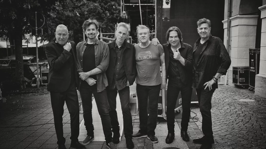 Για τον Eric Bazilian το live των The Hooters στην Αθήνα είναι ένα όνειρο