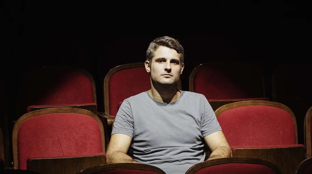 Θανάσης Ραφτόπουλος: "Πρέπει να επαναστατούμε και να βρίσκουμε το χαμόγελο μας"