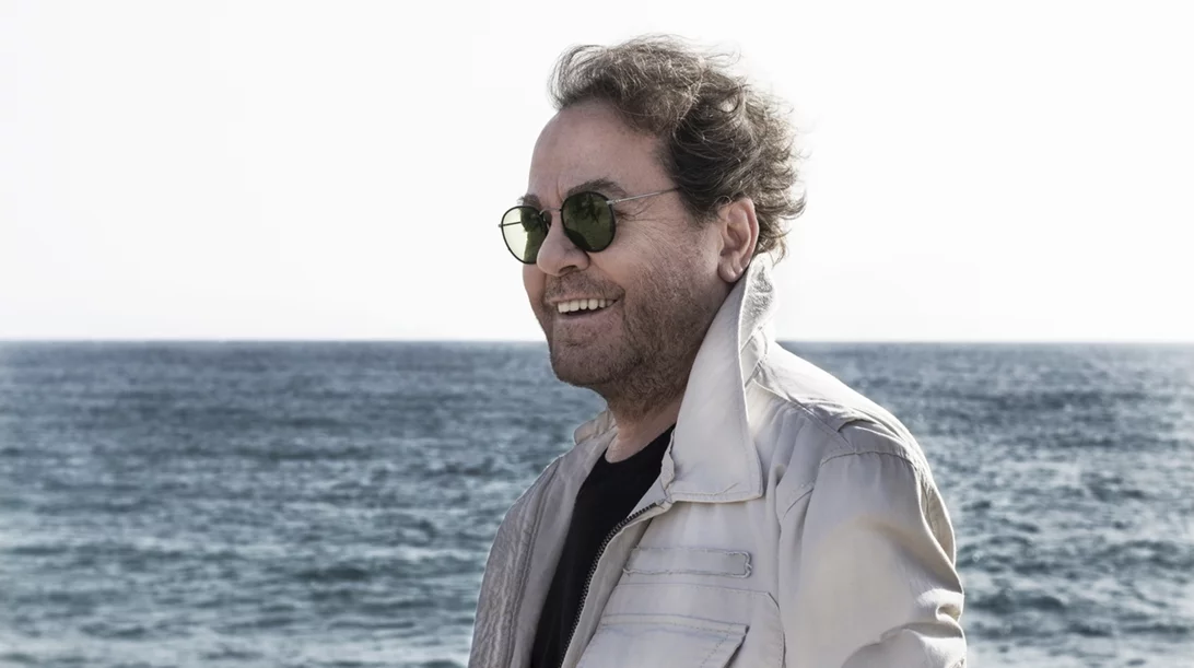 Διπλό ραντεβού με τον Γιάννη Πάριο στο "Θέατρον" - Κέντρο Πολιτισμού "Ελληνικός Κόσμος"