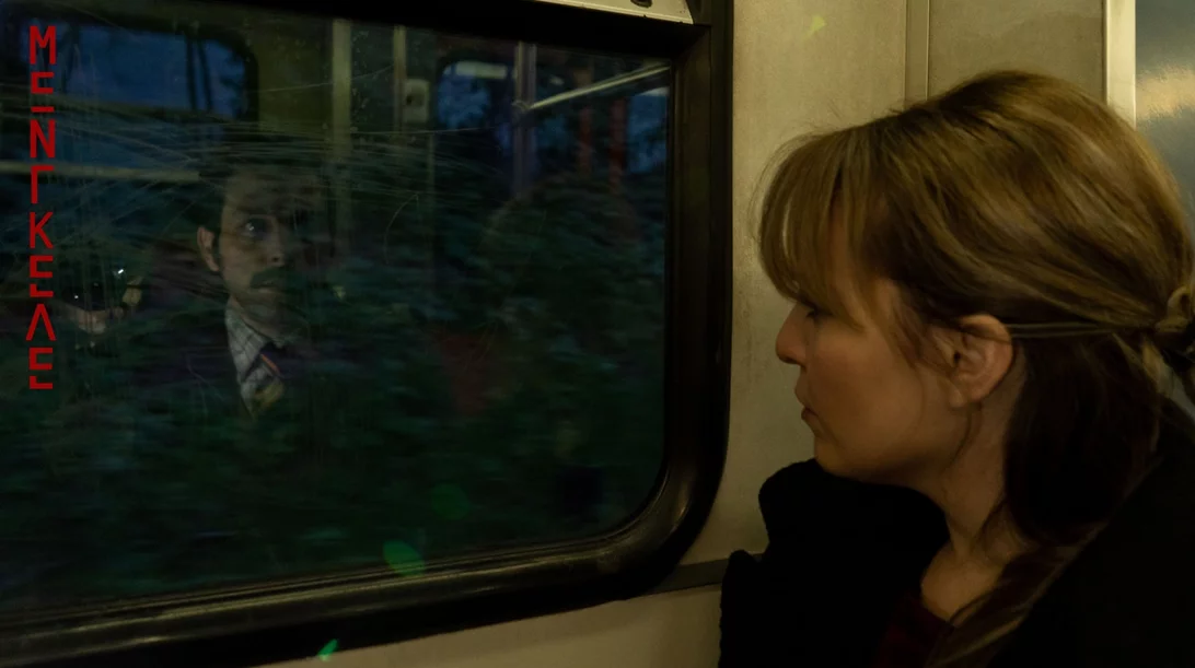 "Mengele": Το θεατρικό παιχνίδι ταυτοτήτων που καθιέρωσε τον Θανάση Τριαρίδη ξανά στη σκηνή