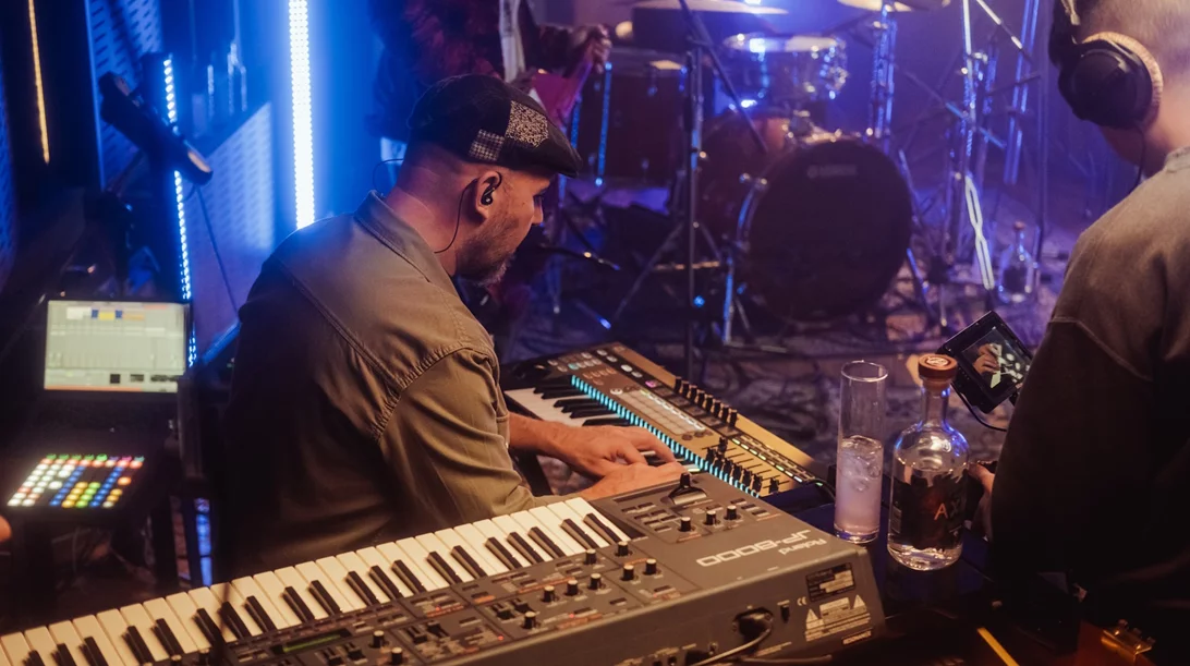 Ο Cayetano είναι κατά βάθος "κλασικό παιδί"