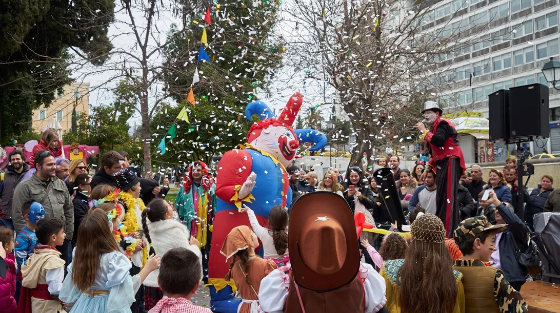 Απόκριες στις γειτονιές της Αθήνας