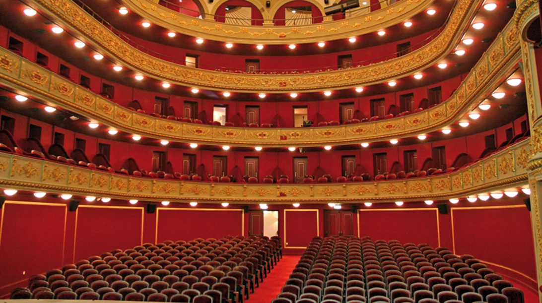 Χριστούγεννα στο Δημοτικό Θέατρο Πειραιά