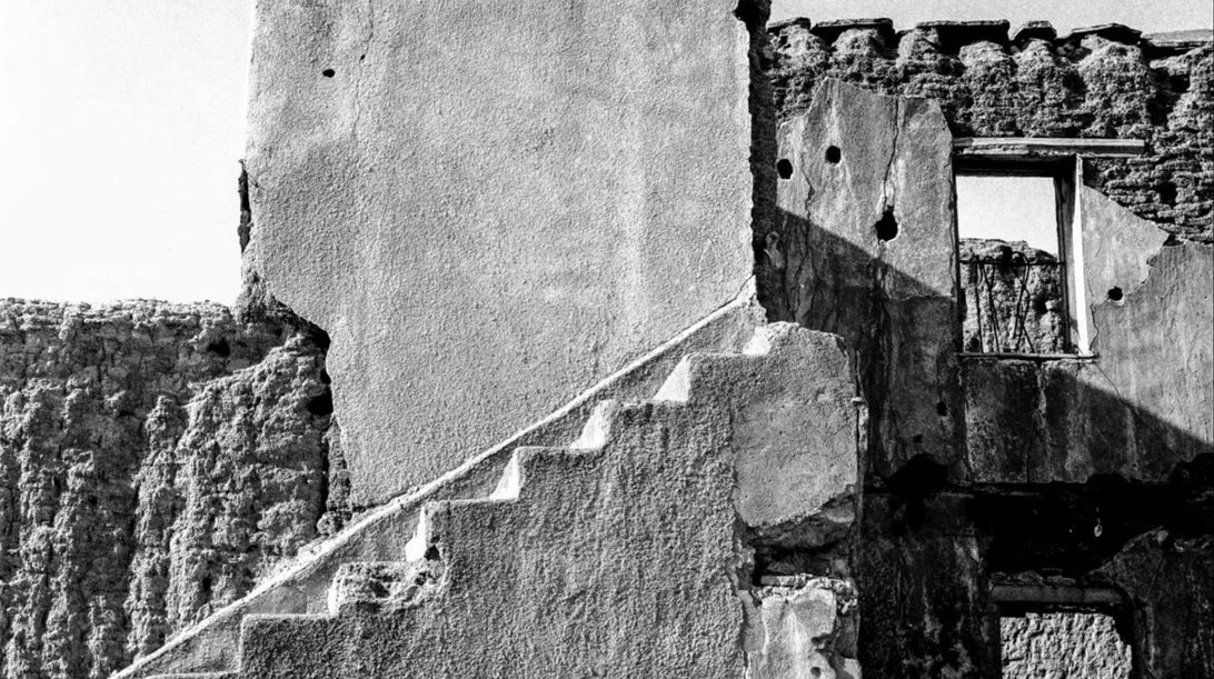 Τα "Φωτογραφικά Ζεύγη" των Νανά Καραμαγκιώλη και Πλάτωνα Ριβέλλη