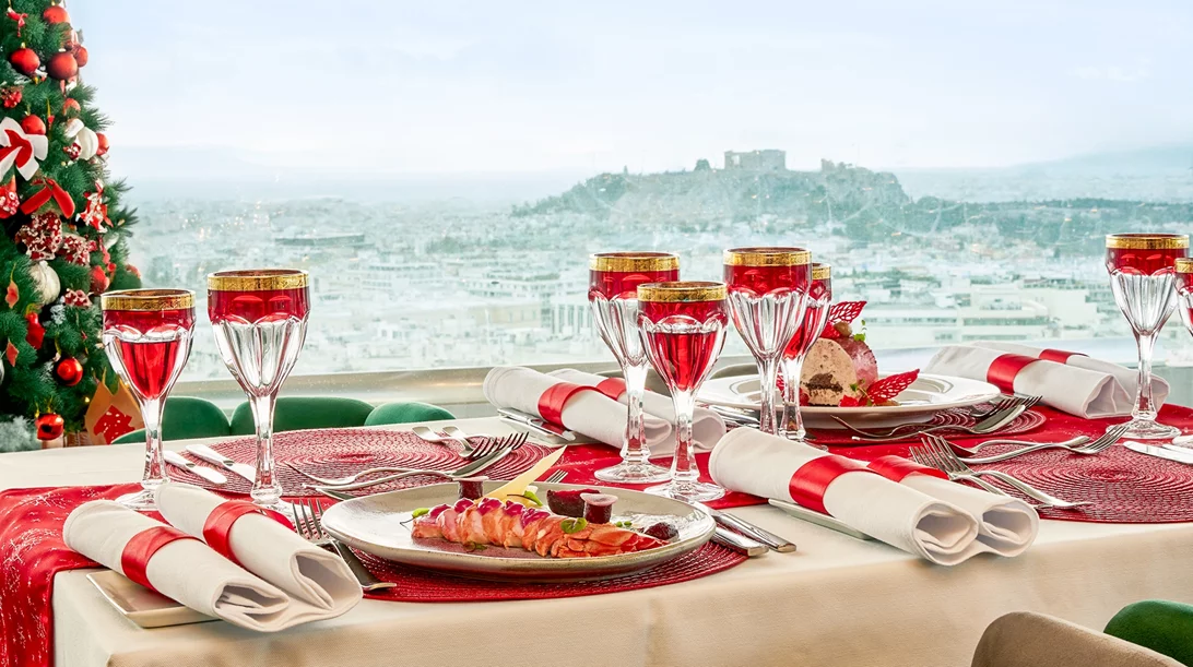 "St. George Lycabettus":  Το πιο γιορτινό lifestyle με πανοραμική θέα