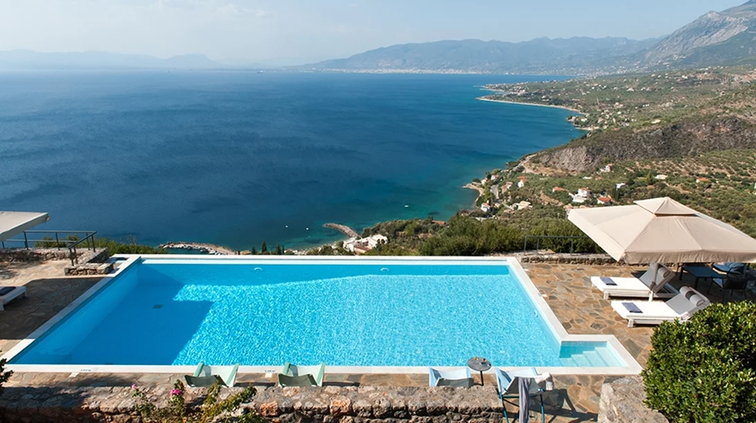 Searocks Villas Exclusive Resort: Γαληνεύοντας με στιλ στη Μάνη