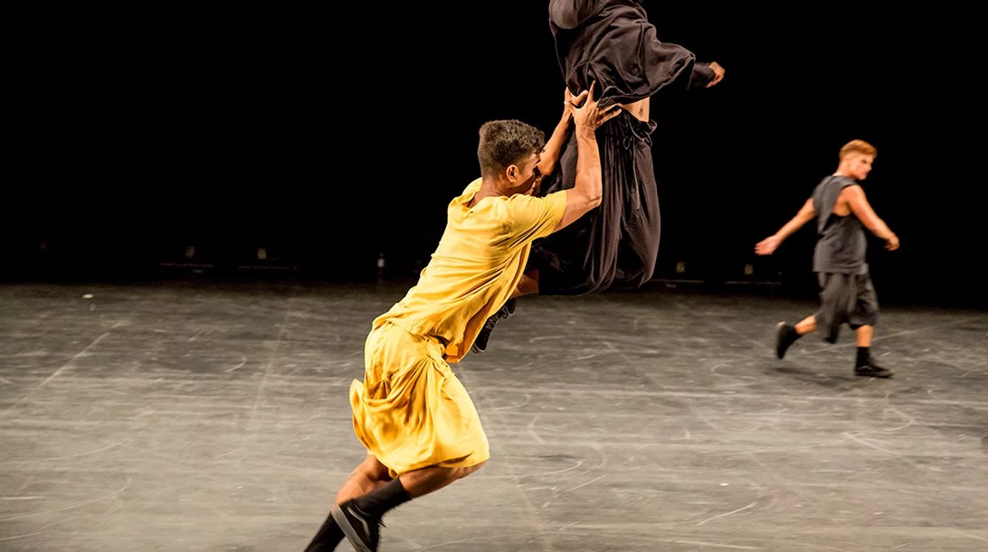 Η μποέμικη καρδιά του χιπχοπά Μπρούνο Μπελτράο χτυπά στη Στέγη