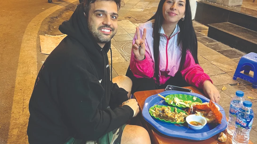 20 μέρες στο Βιετνάμ: ταξιδεύοντας και τρώγοντας με τον Βασίλη Στεφανάκη και την Ελένη Σαράντη