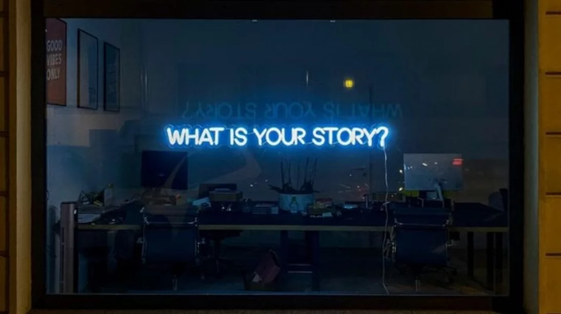 Διαδικτυακά μαθήματα δημιουργικής γραφής με τον Βαγγέλη Χατζηγιαννίδη