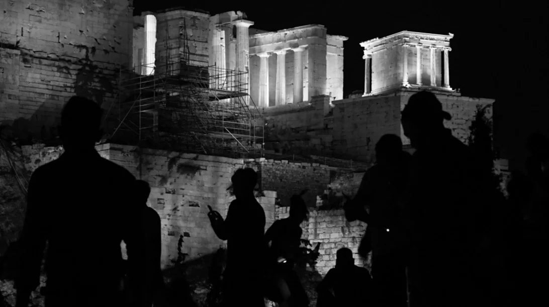 "Urban Art Project Athens: Lights of the City": Μια έκθεση φωτογραφίας αφιερωμένη στην Αθήνα