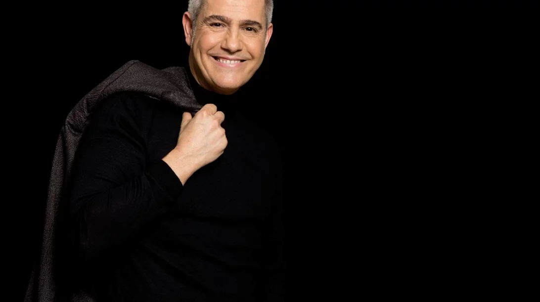 Alessandro Safina, πώς ακροβατείς ανάμεσα στον κόσμο της ποπ και της όπερας;