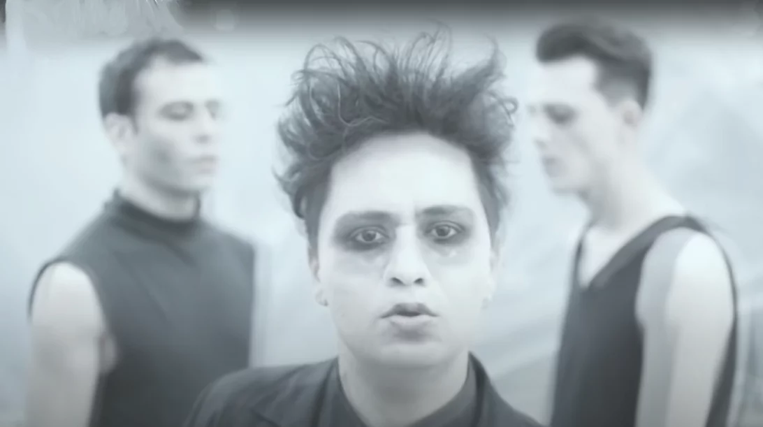 Οι She Past Away επιστρέφουν σε Αθήνα και Θεσσαλονίκη