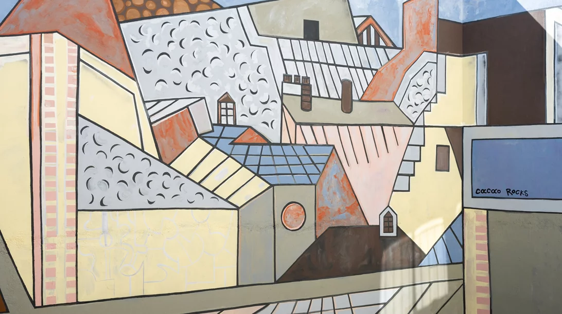 Ο Cacao Rocks μιλά για τη νέα τοιχογραφία του στο Mitsis N’U Piraeus Port και τη σύγχρονη ελληνική street art