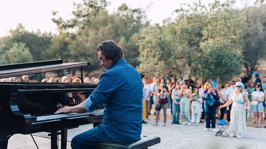 Το Piano City Athens 2025 επιστρέφει με μελωδίες σε κάθε γωνιά της πόλης