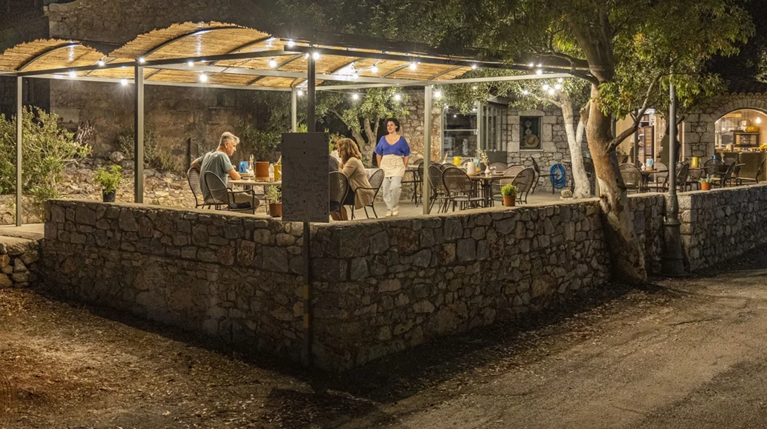 Τα πιο συναρπαστικά απομακρυσμένα εστιατόρια της Ελλάδας