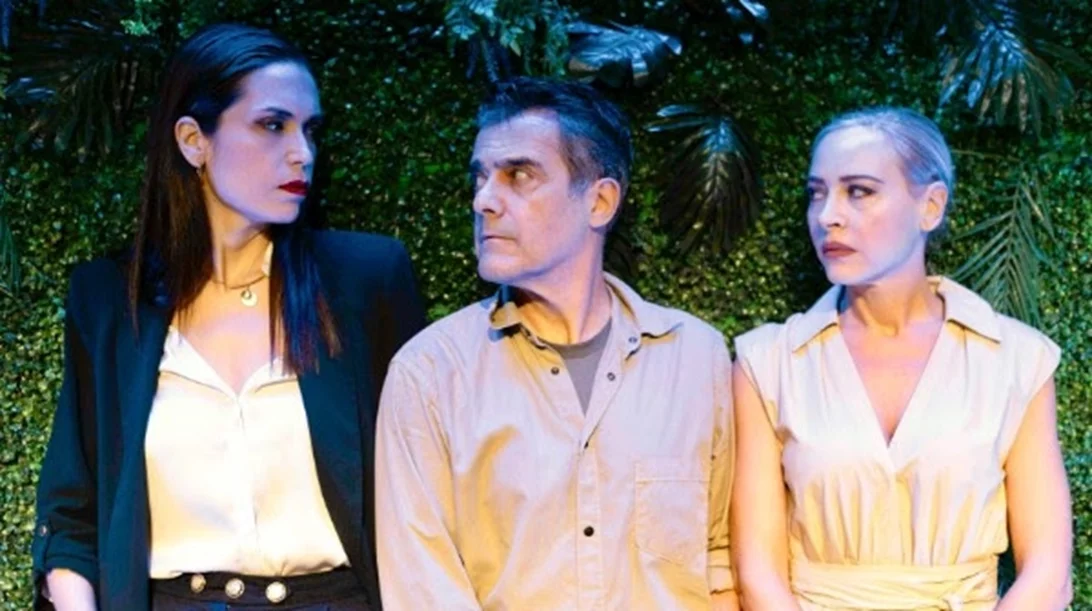 "Αλιγάτορες": Παράταση παραστάσεων λόγω επιτυχίας