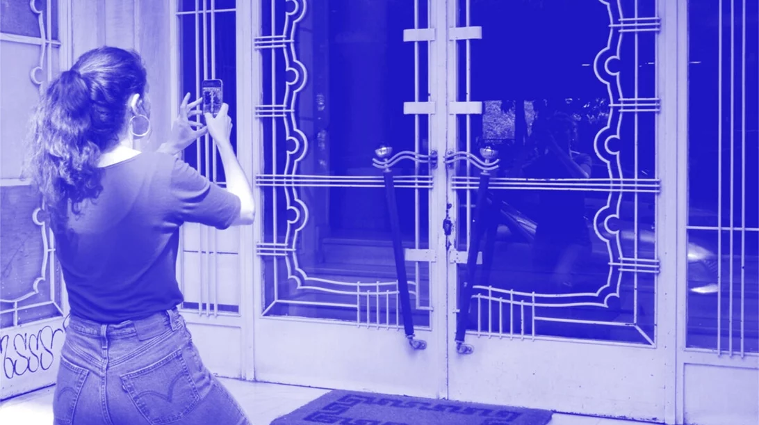 Οι Πόρτες της Κυψέλης επιστρέφουν στη γειτονιά τους με διπλό πάρτι