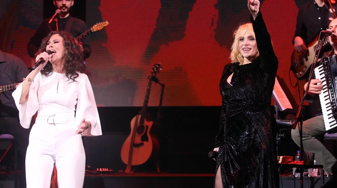 Ελευθερία Αρβανιτάκη & Ελεωνόρα Ζουγανέλη: Έχουν κάτι να πουν "Μαζί" στο "Vox", υπερβαίνοντας δυσκολίες και αδιέξοδα