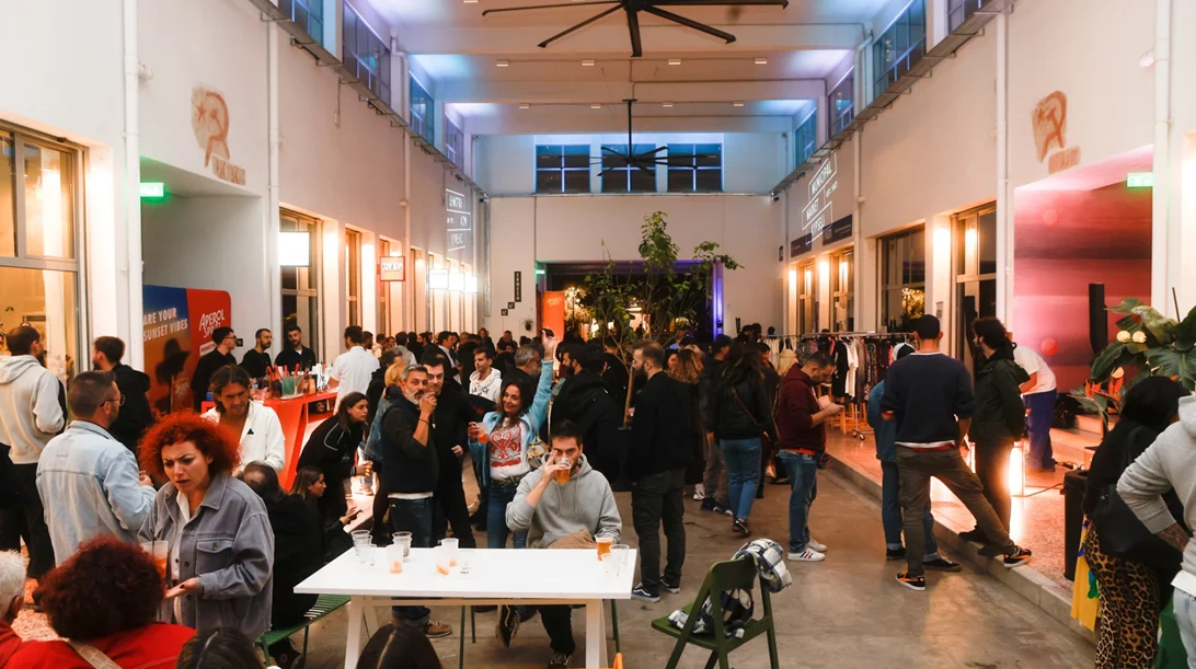 Παραμονή Χριστουγέννων στη Δημοτική Αγορά Κυψέλης