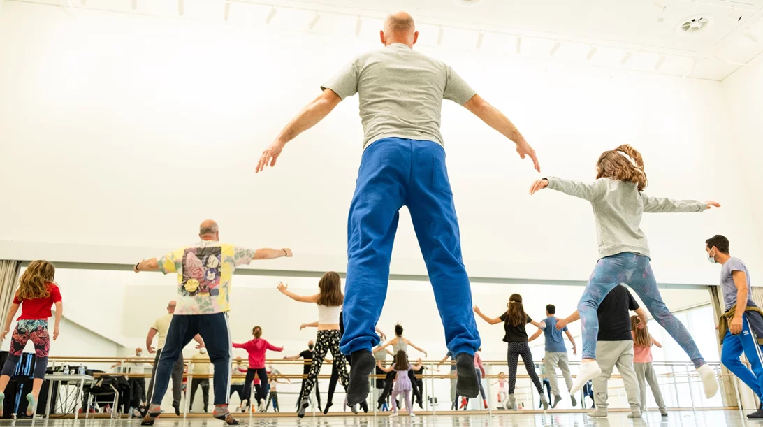 Οι Εκπαιδευτικές & Κοινωνικές Δράσεις της ΕΛΣ παρουσιάζουν ένα γεμάτο πρόγραμμα για μικρούς και μεγάλους