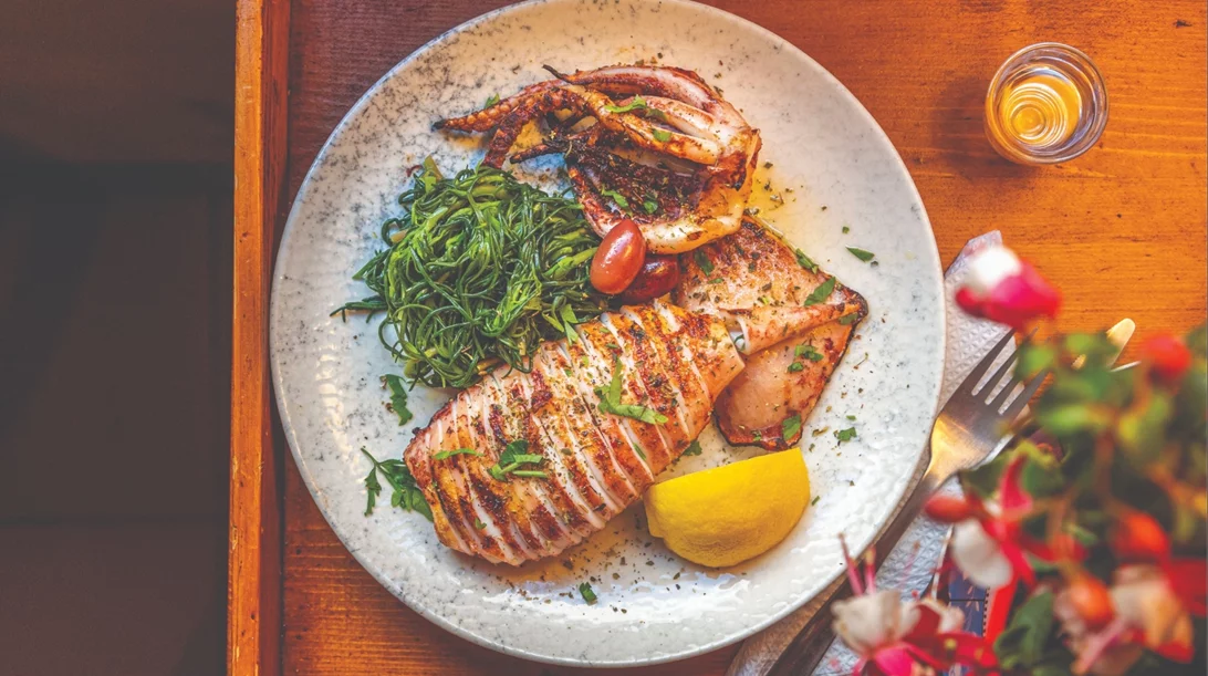 "Ο Θεσσαλός": Μεζέδες από τα παλιά