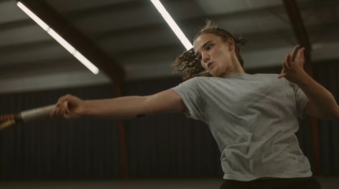 Η Τζούλι Μένει Σιωπηλή